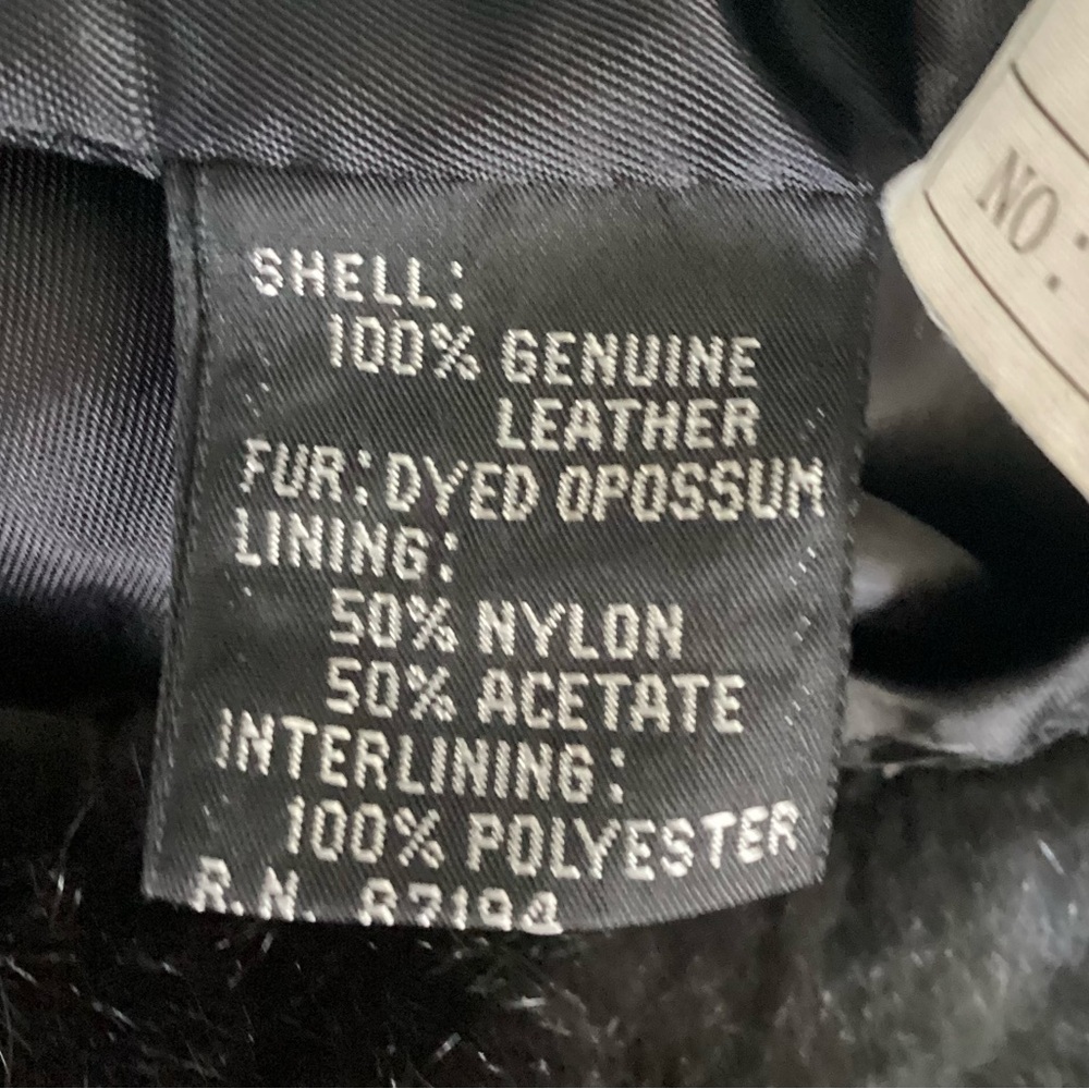 Vintage Black Genuine Leather Jacket with Genuine Opossum Fur Trim Insert L - Picture 16 of 16
